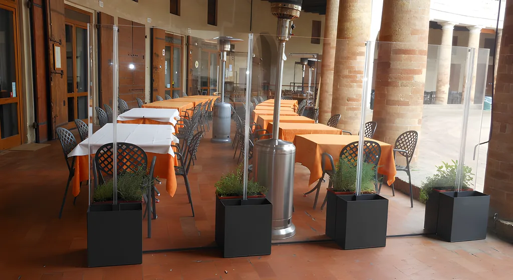 Frangivento in plexiglass – foto 6